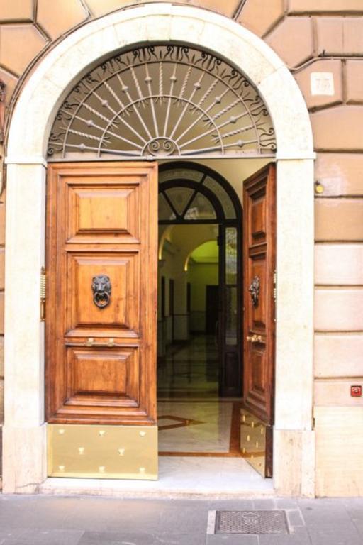 La Casa Di Piero In Via Ottaviano Lägenhet Rom Exteriör bild